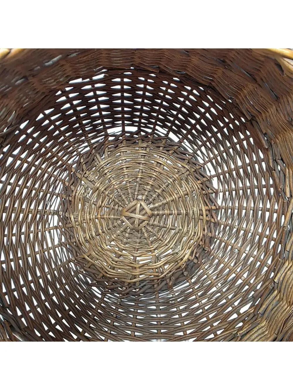 Vintage Handwoven Willow Gathering Basket Round Primitive Farmhouse 12 Inch